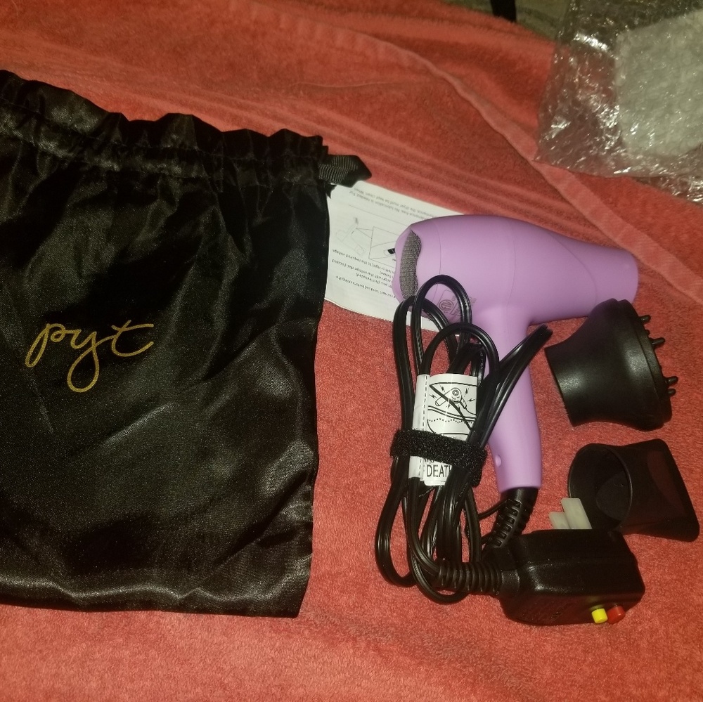 PYT mini blow dryer